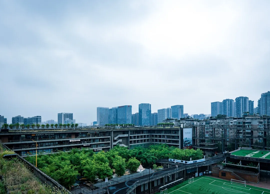 从设施巡检打卡到维修工单派发：物业软件如何实现闭环管理